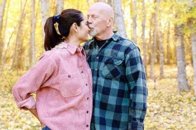 O ator Bruce Willis recebeu homenagens da família ao comemorar mais um aniversário, dia 19 de março, enquanto segue afastado da vida pública após o diagnóstico de demência frontotemporal. -  (crédito: Reprodução / Instagram @emmahemingwillis)