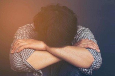 Conexão entre inflamação periférica (no sangue) e sintomas centrais (no cérebro) abre caminho para tratamentos que abordem a inflamação para aliviar sintomas depressivos  -  (crédito: JComp/Freepik)