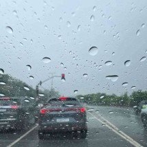 Céu perigoso: BH e mais 609 cidades sob alerta máximo até sábado - Edésio Ferreira/EM/D.A.Press