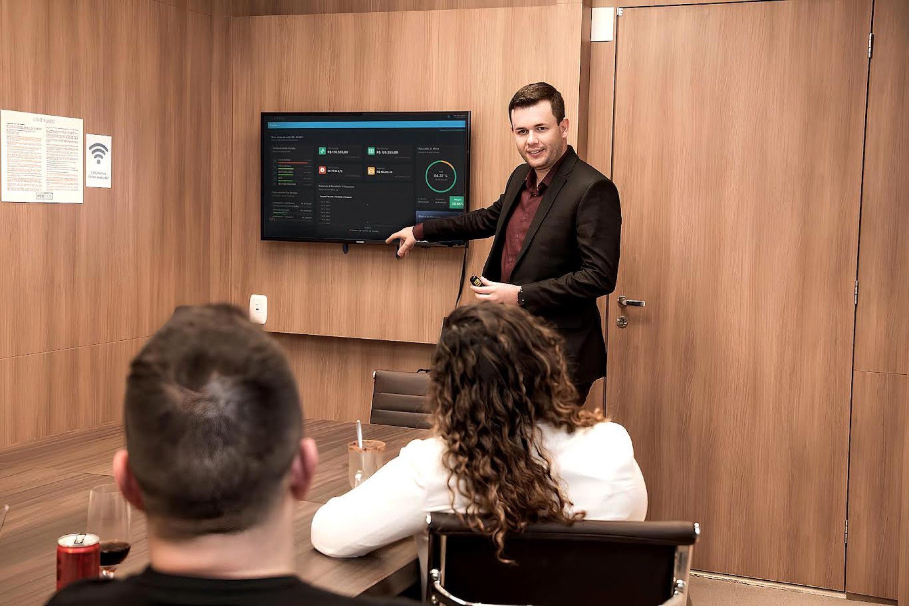 Especialista analisa desafios financeiros no setor de saúde - DINO