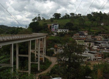 No per&iacute;metro urbano de Santos Dumont, na Zona da Mata, os radares desapareceram da BR-040
       -  (crédito: Alexandre Guzanshe/EM/D.A Press)