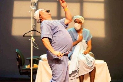 Neste fim de semana, a com&eacute;dia 'Rir-votril' volta ao cartaz na Sala Juvenal Dias

 -  (crédito: Santinhas do Pau Oco/divulga&ccedil;&atilde;o)