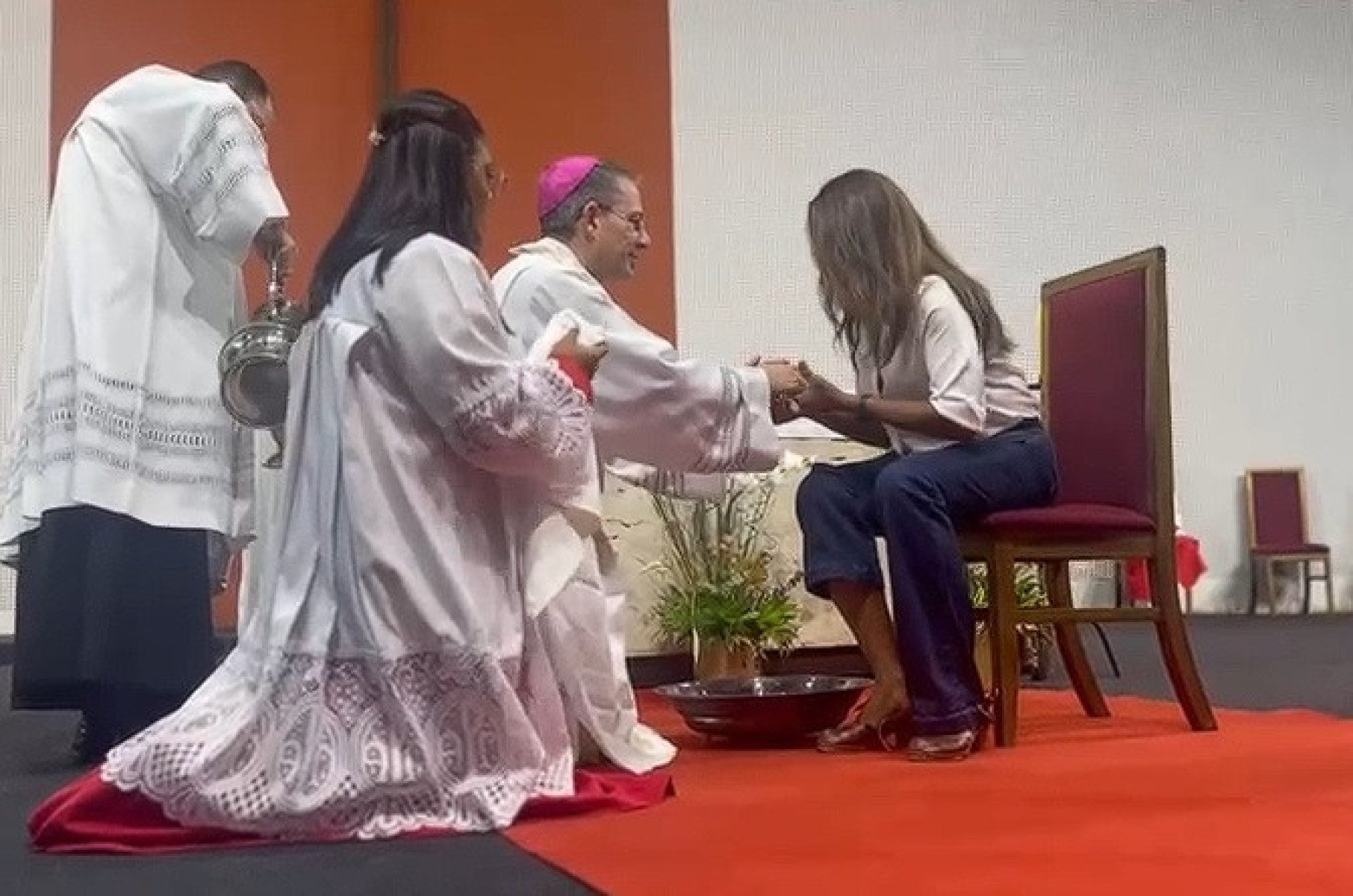 Na noite desta quinta-feira (2/4), começa o tríduo pascal com a Missa da Ceia do Senhor, o rito do lava-pés e a vigília eucarística-Arquidiocese De BH/Divulgação