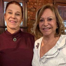 Noite de autógrafos