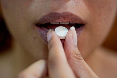 Você sabia que a dipirona, um dos medicamentos mais comercializados no Brasil, é proibido há décadas nos Estados Unidos e em parte da União Europeia?  -  (crédito: Danilo Alvesd/Unsplash)