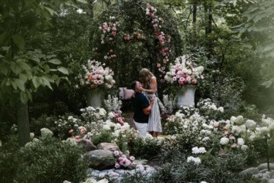 Um dos casais mais famosos da atualidade, Taylor Swift e Travis Kelce estão organizando o casamento marcado para 13 de junho, mas ainda não enviaram convites formais aos convidados. -  (crédito:  Reprodução Instagram)