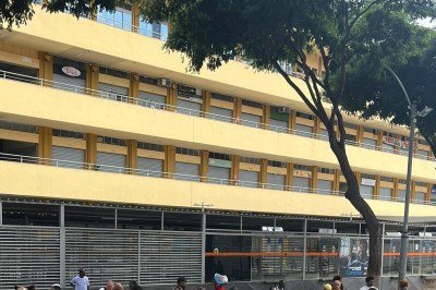 A caminhada começou às 9h30, na Praça Rui Barbosa (Praça da Estação) e seguiu até o Viaduto Santa Tereza, no Centro -  (crédito: Arquidiocese De BH/Divulgação)