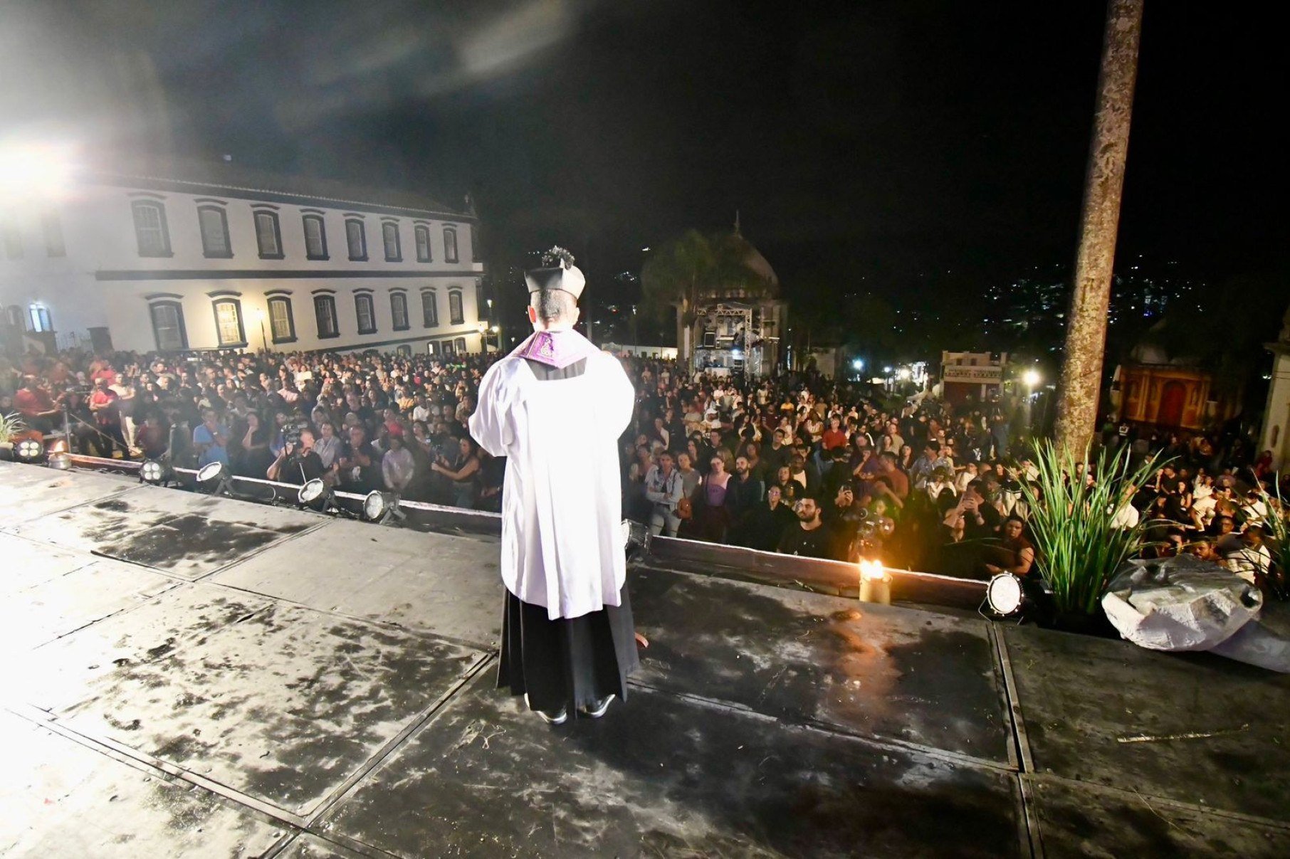 Cerimônia da sexta-feira da Paixão emociona fiéis em Congonhas-Daniel Silva/Prefeitura de Congonhas/divulgação