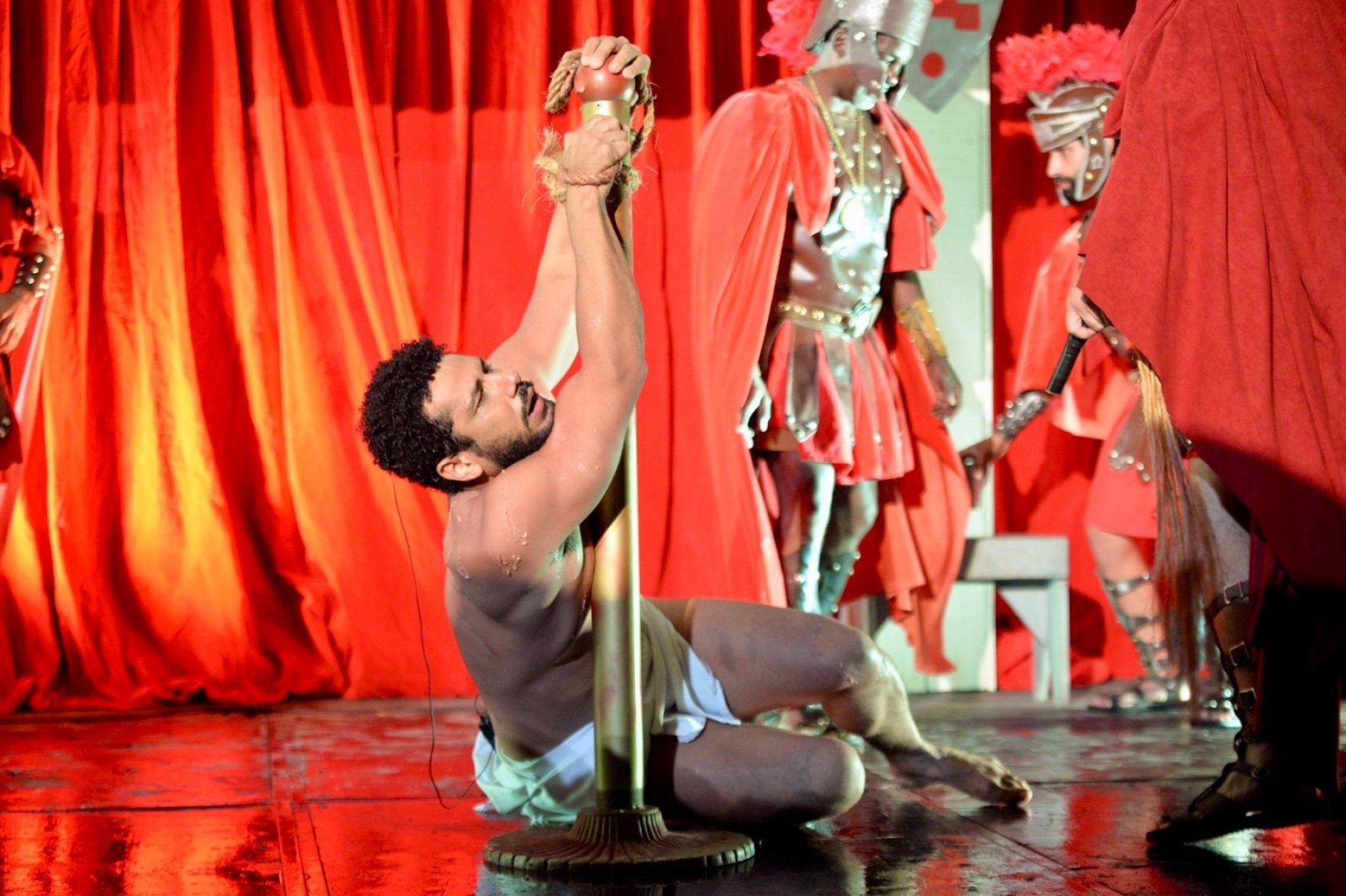 Cerimônia da sexta-feira da Paixão emociona fiéis em Congonhas-Daniel Silva/Prefeitura de Congonhas/divulgação