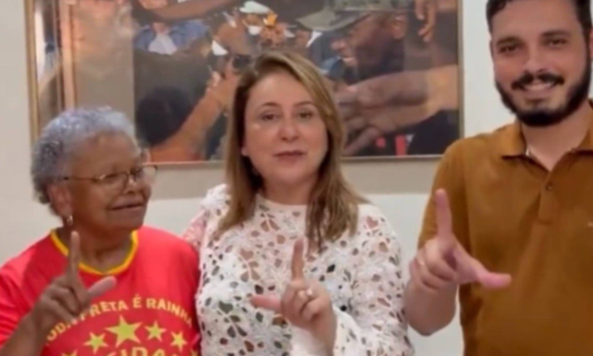 Kátia Abreu ao lado do presidente do PT no Tocantins, Nile William, e da presidente da legenda em Palmas, Rosimar Mendes
- (crédito: PT/Divulgação)