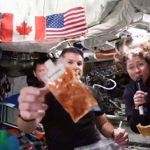 Banquete no espaço: o que os astronautas da Artemis II estão comendo - NASA/Reprodução