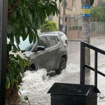 Chuva com risco de granizo atinge BH depois de alerta da Defesa Civil - Regina Werneck/EM/D.A Press