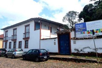 Restaurado, o Solar do Padre Correia, ex-sede da Prefeitura de Sabará, está à espera do acervo do Museu do Ouro, equipamento federal atualmente escorado -  (crédito: Alexandre Guzanshe/EM/D.A Press)