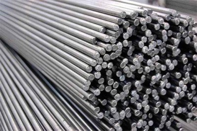 O aço inoxidável é conhecido por sua resistência à ferrugem, embora não esteja totalmente livre de corrosão. Essa proteção ocorre principalmente pela presença de cromo, elemento que ajuda a reduzir reações de oxidação agressivas. -  (crédito: Divulgação)