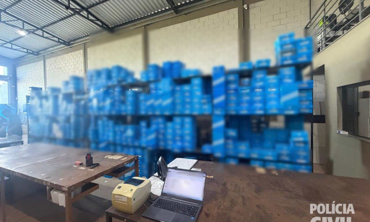 Operação Replicário apreendeu 15 mil pares de calçados falsificados em Nova Serrana e em Ouro Branco-Divulgação/PCMG