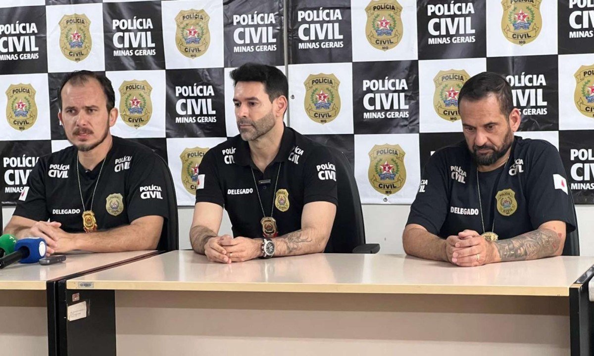 Delegados Anderson Resende Kopke, Adriano Assun&ccedil;&atilde;o e Magno Machado Nogueira em coletiva de imprensa sobre Opera&ccedil;&atilde;o Replic&aacute;rio