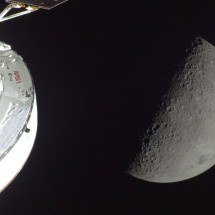 Artemis II e o abraço que a gravidade não segurou - AFP PHOTO / NASA