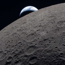 O dia histórico de Jenni Gibbons, responsável pela comunicação com a equipe da Artemis II - NASA /AFP