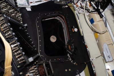 Um assunto dominou os noticiários no dia 6 de abril de 2026: o histórico sobrevoo lunar com quatro astronautas a bordo da cápsula Orion spacecraft, parte da missão Artemis II, da NASA.  -  (crédito: Divulgac?a?o/NASA)