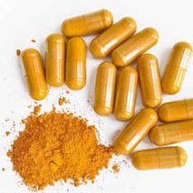 Por que o excesso de cúrcuma pode ser perigoso? Entenda os riscos -  Imagem de sarahisaghost por Pixabay