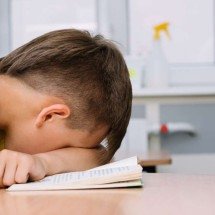 Seu filho come, mas vive cansado? Conheça a "fome oculta" - FreePik