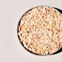 Flocos, farelo, farinha: benefícios da aveia em diferentes formas - Unsplash/Melissa Di Rocco