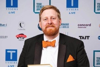 Ator irlandês Michael Patrick  -  (crédito: Divulgação)