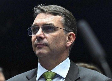 Nem rachadinha nem 8 de janeiro: o foco dos ataques a Flávio Bolsonaro -  (crédito: Foto: Jefferson Rudy/Agência Senado)