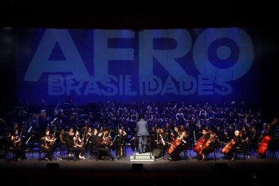 Essa &eacute; a segunda edi&ccedil;&atilde;o do espet&aacute;culo e a ideia do veio dos professores do Cefart, buscando homenagear a influ&ecirc;ncia da cultura africana no repert&oacute;rio musical brasileiro -  (crédito: Paulo Lacerda/Divulga&ccedil;&atilde;o)