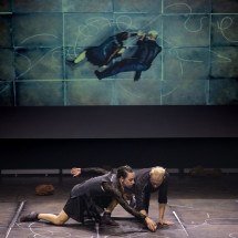 Mimulus Cia. de Dança faz apresentação única de 'Chão'  -  DANIEL VIDAL