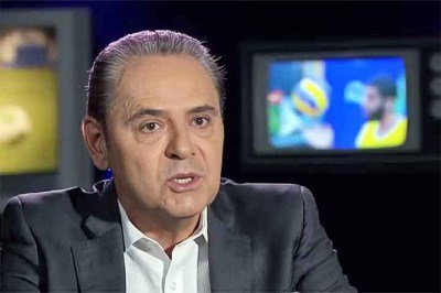 O narrador esportivo Luis Roberto não irá participar das transmissões da TV Globo durante a Copa do Mundo de 2026, que acontece nos Estados Unidos, México e Canadá. O profissional, titular da emissora em jogos da Seleção Brasileira, precisará se afastar do trabalho por motivos de saúde. Ele recebeu o diagnóstico de uma neoplasia na região cervical, identificada durante exames de rotina. Em nota, a empresa informou que o profissional se encontra na fase final de avaliação para definição do tratam -  (crédito:  Reprodução de vídeo TV Globo)