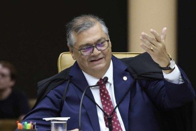 Ministro Fl&aacute;vio Dino prop&ocirc;s reforma do Judici&aacute;rio com 15 medidas para reduzir morosidade, regular IA e conter interfer&ecirc;ncias externas nas decis&otilde;es -  (crédito: Foto: Luiz Silveira/STF)