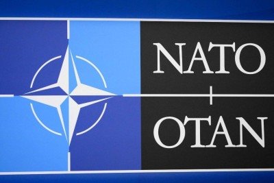 S&iacute;mbolo da OTAN, a alian&ccedil;a militar que, mesmo ap&oacute;s expans&otilde;es como Finl&acirc;ndia e Su&eacute;cia, ainda v&ecirc; na&ccedil;&otilde;es europeias &agrave; margem. -  (crédito: JOHN THYS)