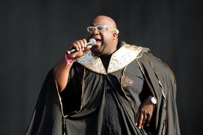 Afrika Bambaataa se apresenta em festival no Hyde Park londrino, em 2009 -  (crédito:  Ben Stansaal/AFP)