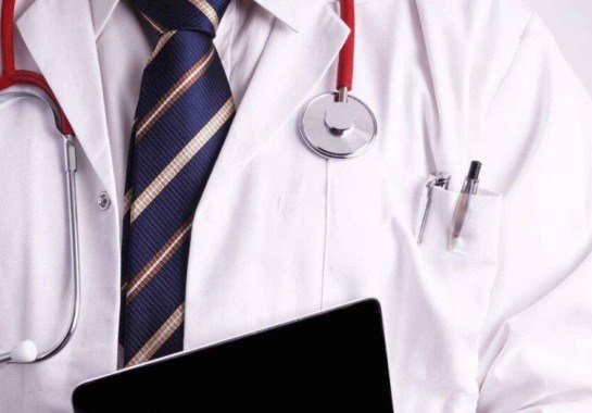 Profissões à prova de IA: onde empatia, criatividade e julgamento humano ainda são insubstituíveis