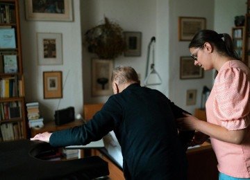 A Faculdade de Saúde Santa Casa BH está oferecendo 192 bolsas sociais para o curso de Cuidador de Idosos -  (crédito: Reprodução/Pexels)