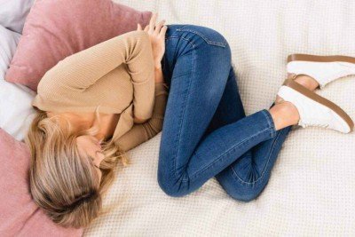 Cansaço, dor e calafrios: a ciência explica por que a menstruação pode parecer uma infecção no corpo -  (crédito: Portal Giro 10)