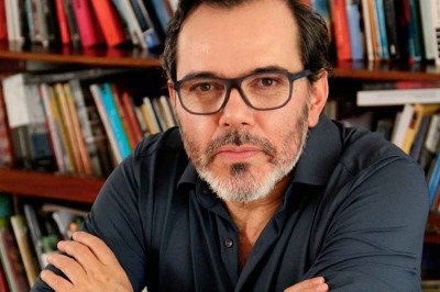 Alexandre Maduenho transforma angústias juvenis em reflexão em seu primeiro romance -  (crédito: Labrador/Divulgação)