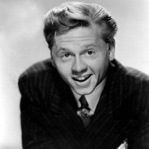 Carreira mais longeva do entretenimento! Relembre quem foi Mickey Rooney, ícone de Hollywood - Wikimedia Commons/Domínio Público