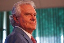 Como Caiado pretende se diferenciar de Flávio Bolsonaro