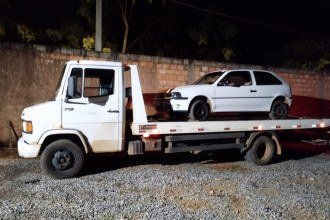 o homem foi encontrado desesperado com sinais de agressão  -  (crédito: Reprodução/PMMG)