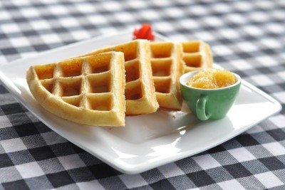 A massa era usada nas igrejas como hóstia e normalmente a imagem impressa era algum brasão ou figura relacionada ao Cristianismo. -  (crédito: Imagem de Foundry Co por Pixabay)