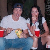 Katy Perry e Justin Trudeau curtem show de Bieber em romance - Redes Sociais/Reprodução