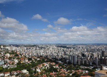 BH tem dia mais frio do ano; umidade relativa do ar deve ficar em torno de 50% durante a tarde -  (crédito: Gladyston Rodrigues/EM/D.A.Press)