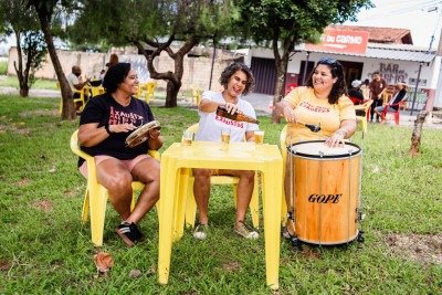 Ana Cristina, Renata e Rafaela resolveram criar o Samba das Exaustas em 2023, depois de várias participações em rodas de samba como convidadas -  (crédito: Anacris/Divulgação)