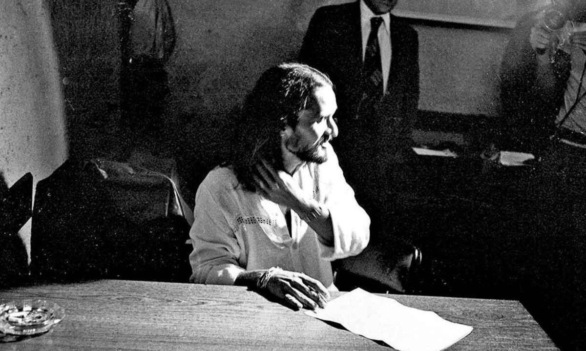 "Amarraram-no a um jipe. Sua boca foi presa ao cano de descarga do ve&iacute;culo. O motor foi ligado", Alex Polari , preso pol&iacute;tico que viu Stuart ser torturado