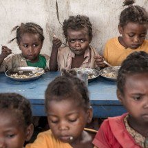 Patrícia Espírito Santo revela o outro lado do paraíso de Madagascar - Rijasolo/AFP