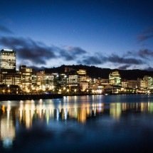 Lindas construções espalhadas na paisagem da Nova Zelândia - Imagem de 377053 por Pixabay 