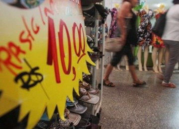 Mercado eleva previsão da inflação para 4,71% este ano -  (crédito: Joédson Alves/Agência Brasil)