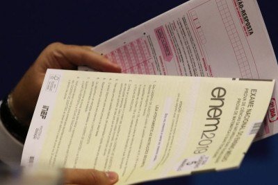 Candidatos do Enem que se encaixam nos crit&eacute;rios do Inep podem solicitar a isen&ccedil;&atilde;o da taxa de inscri&ccedil;&atilde;o do exame. -  (crédito: Ag&ecirc;ncia Brasil)